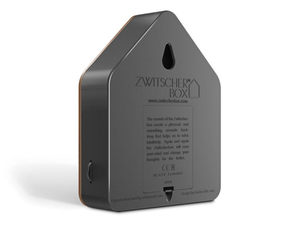 Rückseite der Zwitschebox mit schwarzem Plastikgehäuse